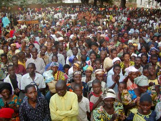 People respond to the Gospel in the Congo
