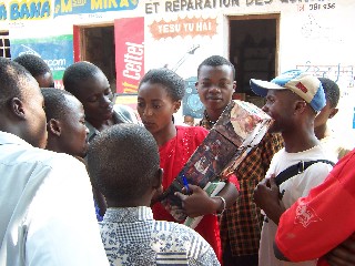 Using the EvangeCube to share the Gospel message.